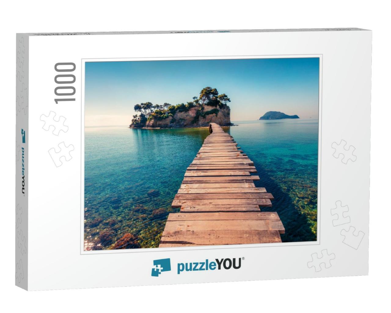 Bright Spring View of the Cameo Island. Picturesque Morni... Jigsaw Puzzle with 1000 pieces