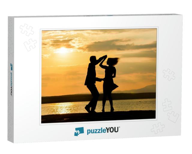 Couple Dancing Salsa At Sunset... Jigsaw Puzzle