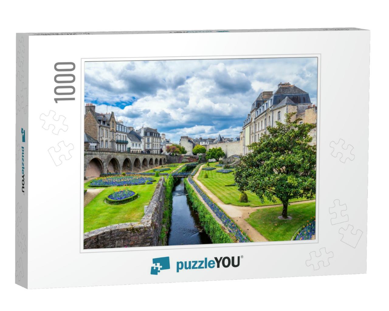 Vannes, a Medieval City of Brittany Bretagne in France... Jigsaw Puzzle with 1000 pieces