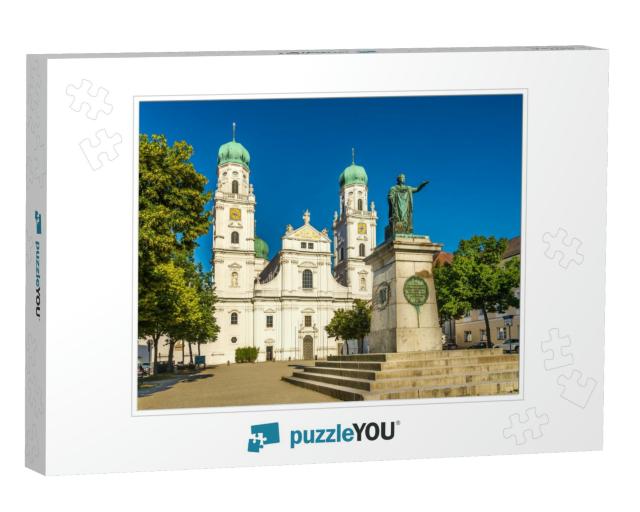 View At the Saint Stephens Cathedral & Memorial of King M... Jigsaw Puzzle