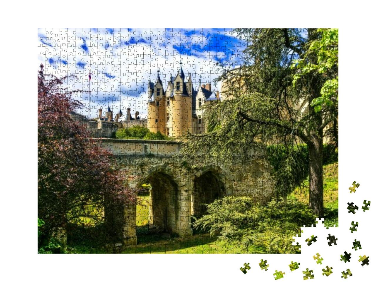 Medieval Castles of Loire Valley - Beautiful Montreuil-Be... Jigsaw Puzzle with 1000 pieces