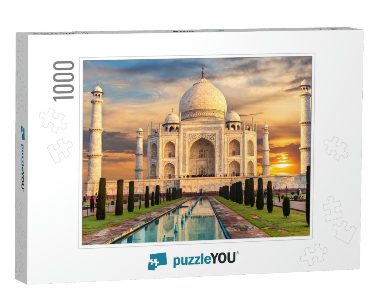 Taj Mahal At Sunset, Famous Place of Visit, India, Agra... Jigsaw Puzzle with 1000 pieces