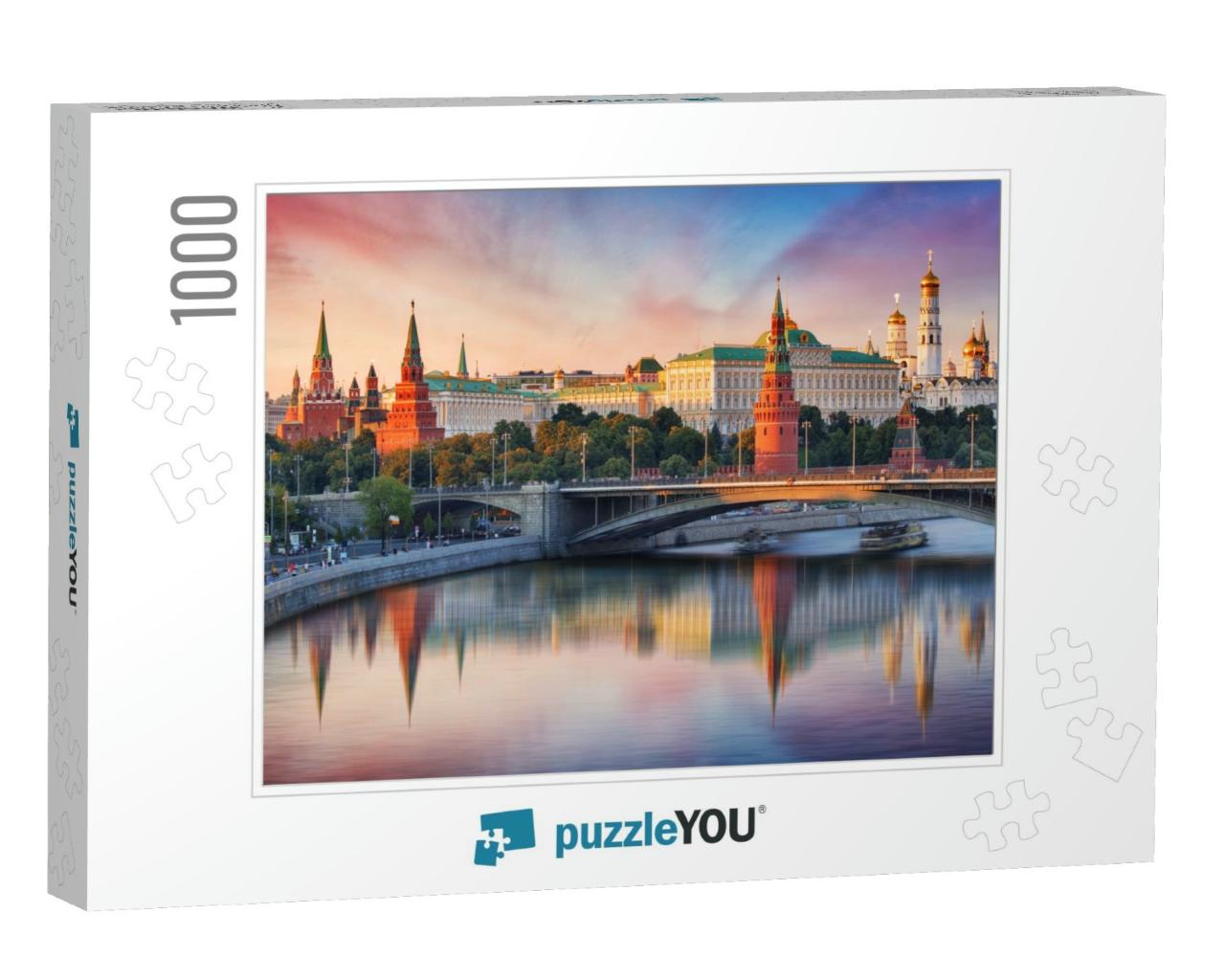 Moscow, Kremlin & Moskva River, Russia... Jigsaw Puzzle with 1000 pieces