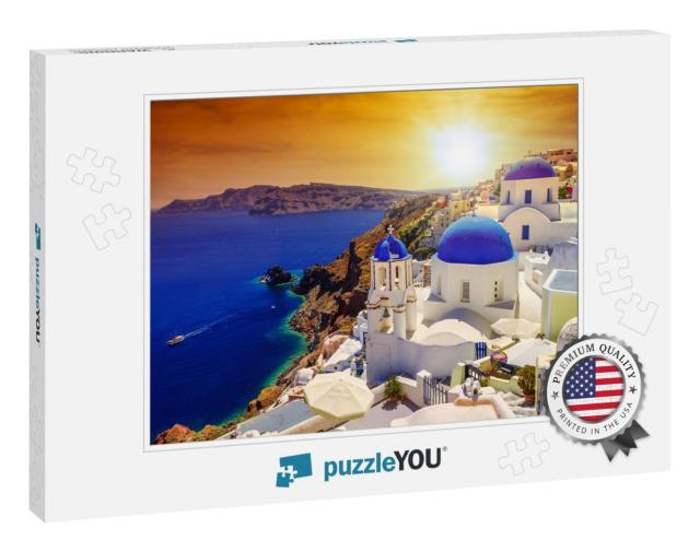 Beautiful Sunset Over Oia Town on Santorini Island, Greec... Jigsaw Puzzle