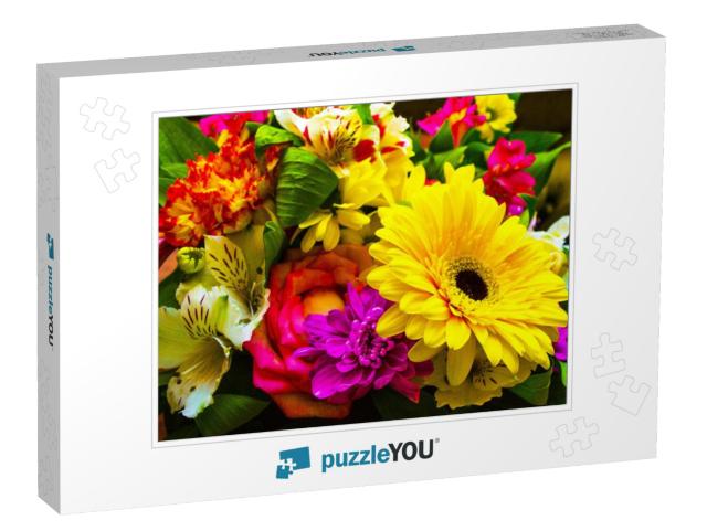 Bouquet of Flowers Roses Gerbera Flowers Carnations... Jigsaw Puzzle