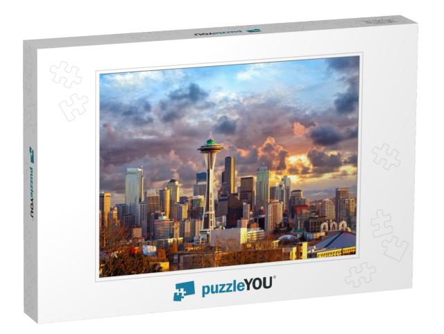 Seattle Skyline At Sunset, Wa, Usa... Jigsaw Puzzle