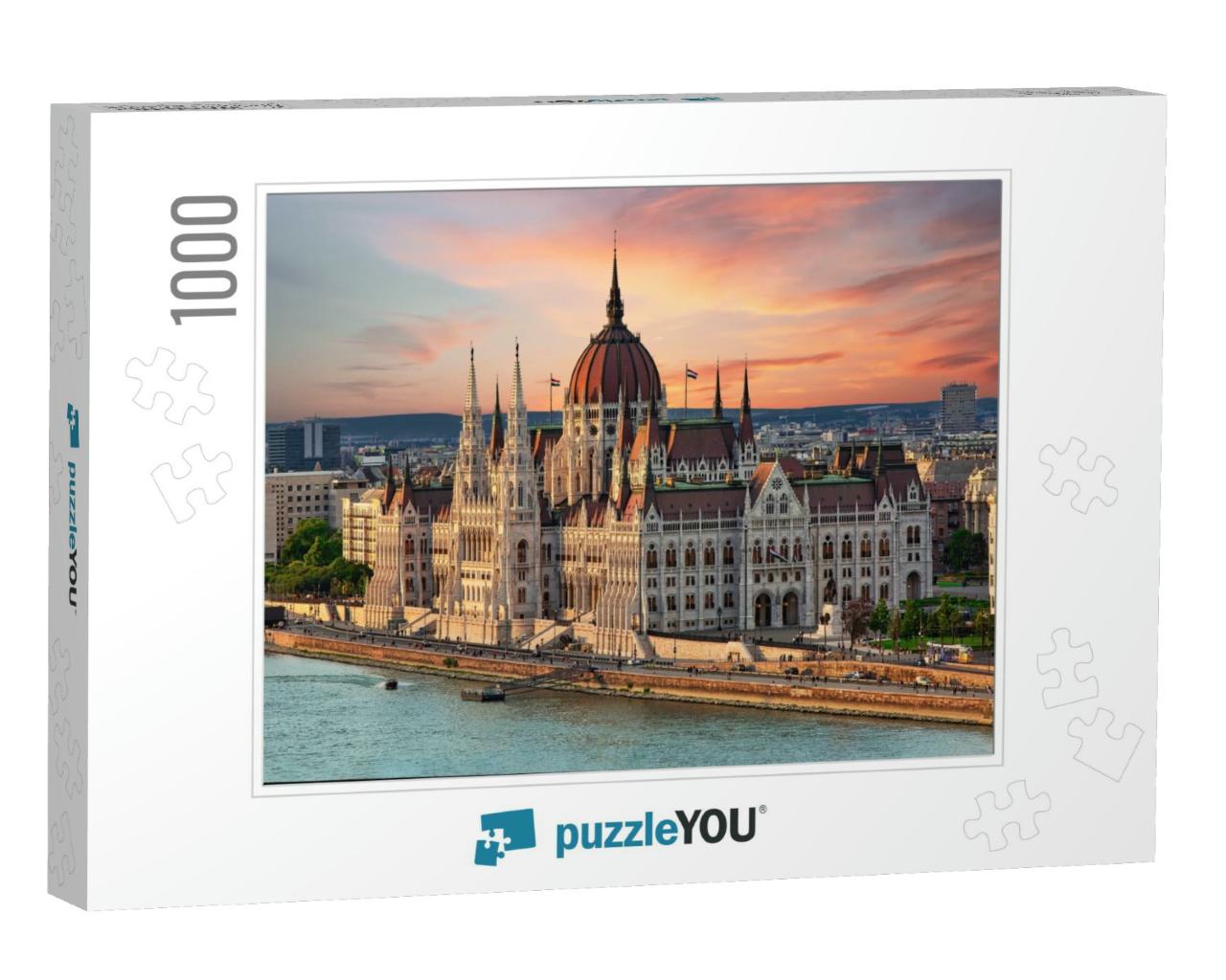 Beautiful Building of Parliament in Budapest, Popular Tra... Jigsaw Puzzle with 1000 pieces