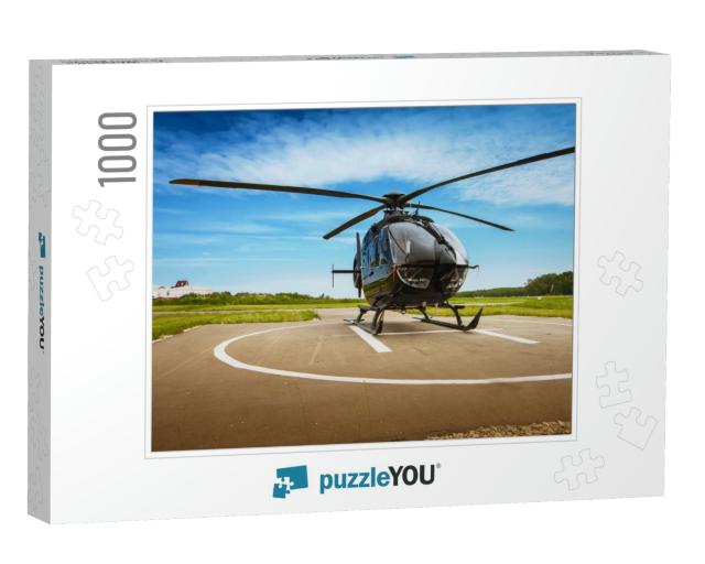 Helicopter Parked At the Helipad... Jigsaw Puzzle with 1000 pieces