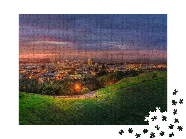 Mount Eden & Auckland City... Jigsaw Puzzle with 1000 pieces