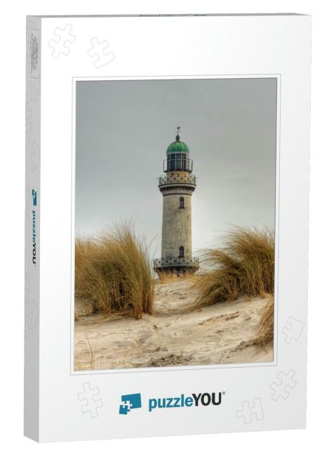 Lighthouse in Warnemounde Mecklenburg-Vorpommern, Germany... Jigsaw Puzzle