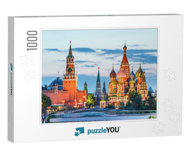 Kremlin & St. Basils Cathedral on the Red Square, Moscow... Jigsaw Puzzle with 1000 pieces