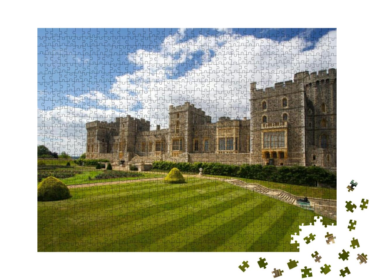 Windsor Castle Near London, United Kingdom... Jigsaw Puzzle with 1000 pieces