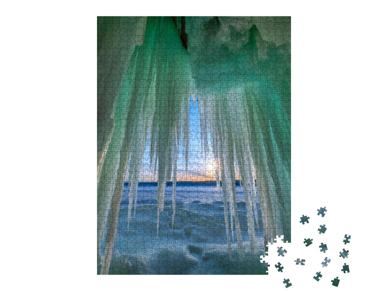 Grand Island Ice Caves, Winter on Lake Superior, Munising... Jigsaw Puzzle with 1000 pieces