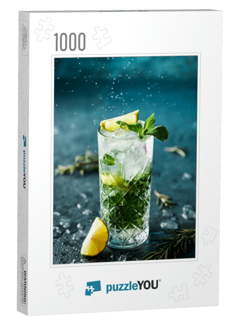 Fresh Mojito Cocktail with Lime, Rosemary, Mint & Ice in... Jigsaw Puzzle with 1000 pieces