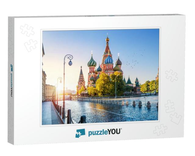 St. Basils Cathedral on Red Square in Moscow & the Mornin... Jigsaw Puzzle