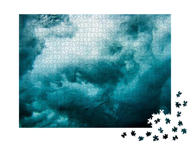 Wave Underwater... Jigsaw Puzzle with 1000 pieces