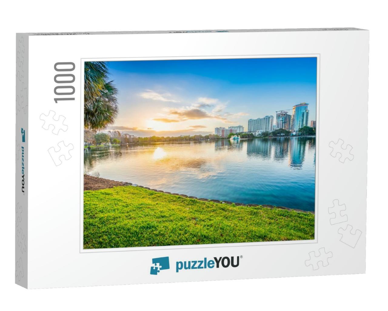 Orlando in Early Morning. Located in Lake Eola Park, Orla... Jigsaw Puzzle with 1000 pieces