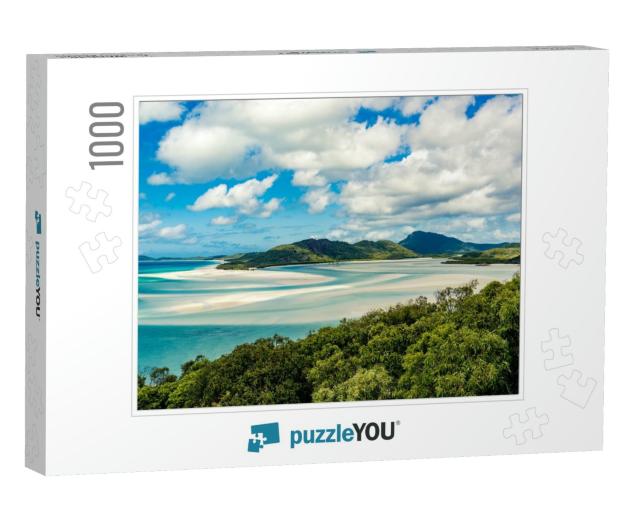 Airlie Beach of the Whitsundays, Australia... Jigsaw Puzzle with 1000 pieces