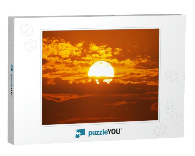 Big Sun on Sunset. Nature Composition... Jigsaw Puzzle