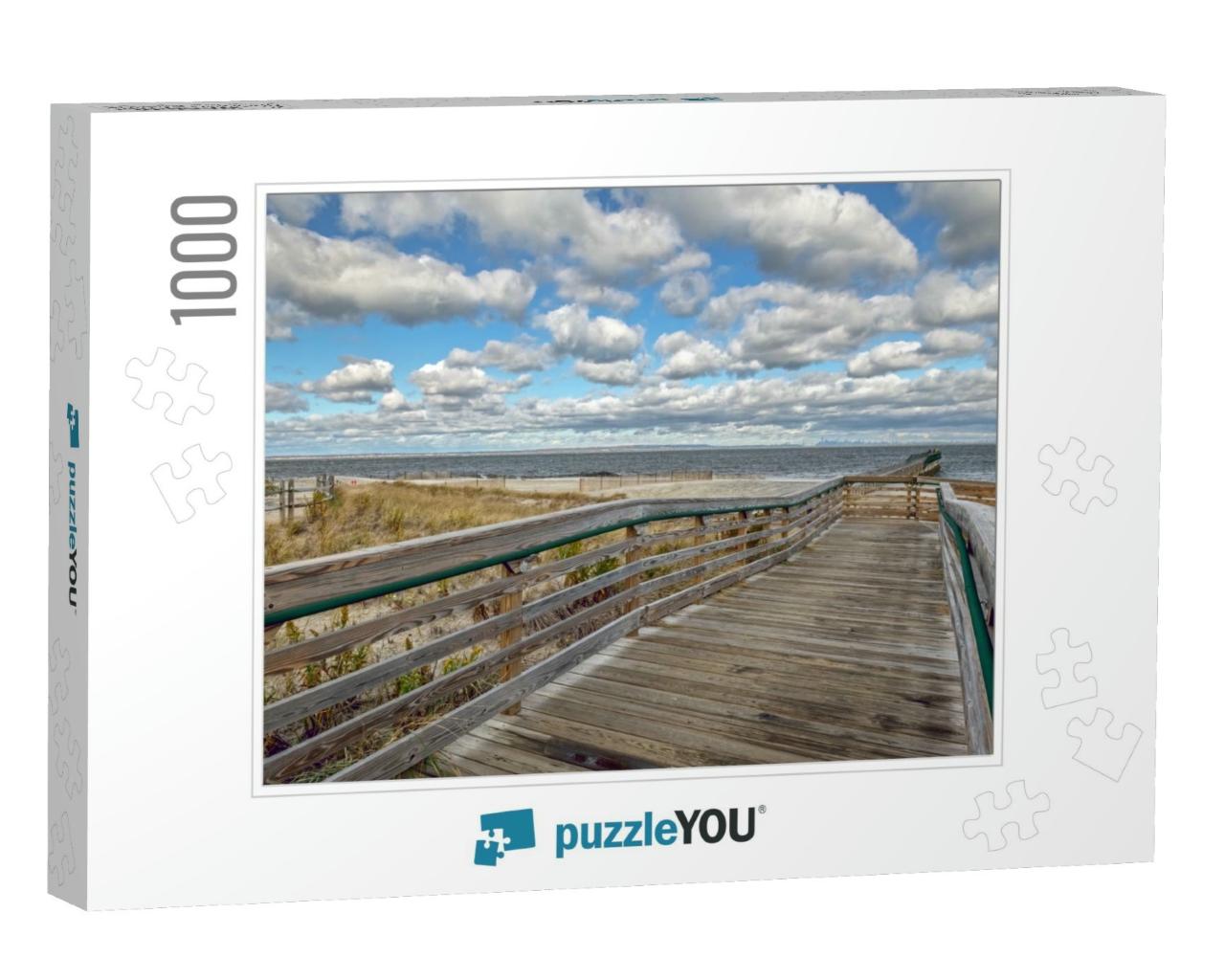 A Long Wooden Fishing Pier in Bayshore Waterfront Park in... Jigsaw Puzzle with 1000 pieces