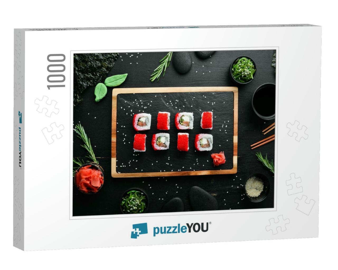 Sushi Roll with Caviar, Philadelphia Cheese, Salmon, Avoc... Jigsaw Puzzle with 1000 pieces