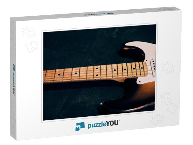 Electronic Guitar Most Basic Type... Jigsaw Puzzle