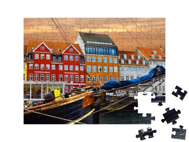 Copenhagen, Denmark. Yacht & Color Houses in Seafront Nyh... Jigsaw Puzzle with 100 pieces