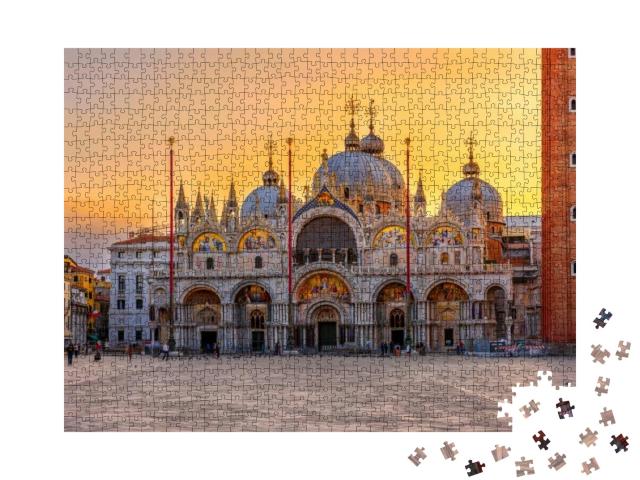 View of Basilica Di San Marco & on Piazza San Marco in Ve... Jigsaw Puzzle with 1000 pieces
