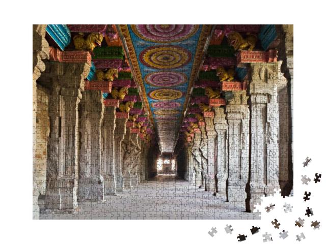Inside of Meenakshi Hindu Temple in Madurai, Tamil Nadu... Jigsaw Puzzle with 1000 pieces