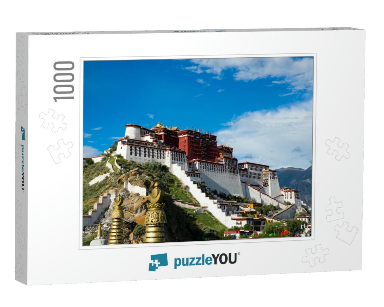 Potala Palace in Lhasa, Tibet. Potala Palace is Now a Mus... Jigsaw Puzzle with 1000 pieces