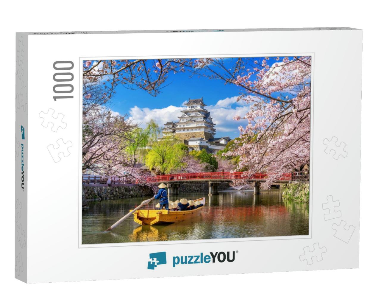 Cherry Blossoms & Castle in Himeji, Japan... Jigsaw Puzzle with 1000 pieces