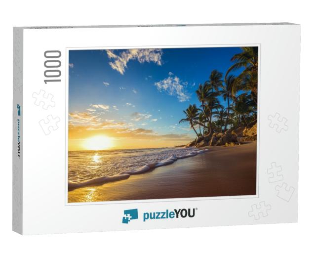Landscape of Paradise Tropical Island Beach, Sunrise Shot... Jigsaw Puzzle with 1000 pieces