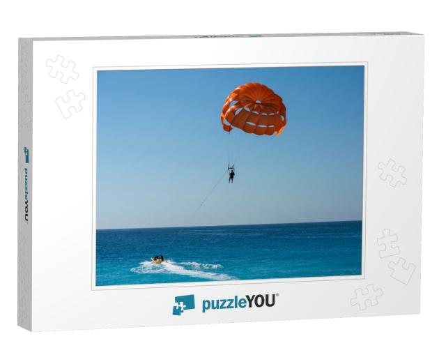 Parasailing in the Bay of Angels in Nice... Jigsaw Puzzle