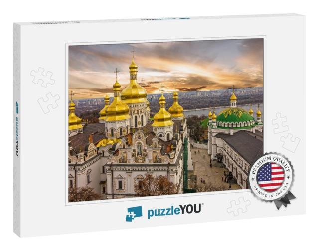 Kiev, Ukraine. Cupolas of Pechersk Lavra Monastery & Rive... Jigsaw Puzzle