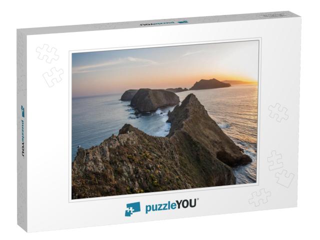 Gorgeous Island Coastline, Cliffs & Sunset... Jigsaw Puzzle