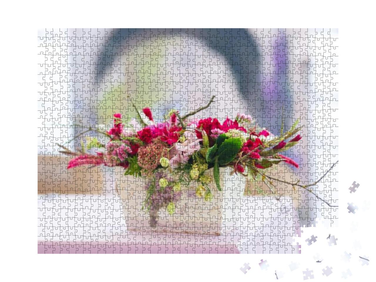 Beautiful Flowers Bouquets Decor in Vase Close-Up... Jigsaw Puzzle with 1000 pieces