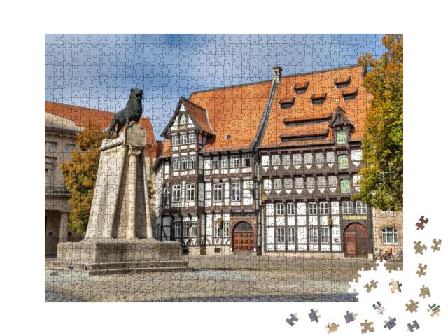 Statue of Lion & Old Half-Timbered Building on Burgplatz... Jigsaw Puzzle with 1000 pieces