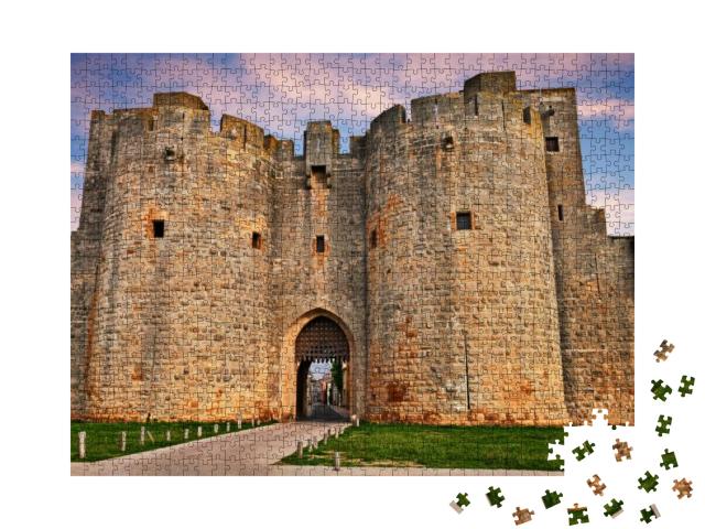 Aigues-Mortes, Gard, Occitania, France the Ancient City G... Jigsaw Puzzle with 1000 pieces