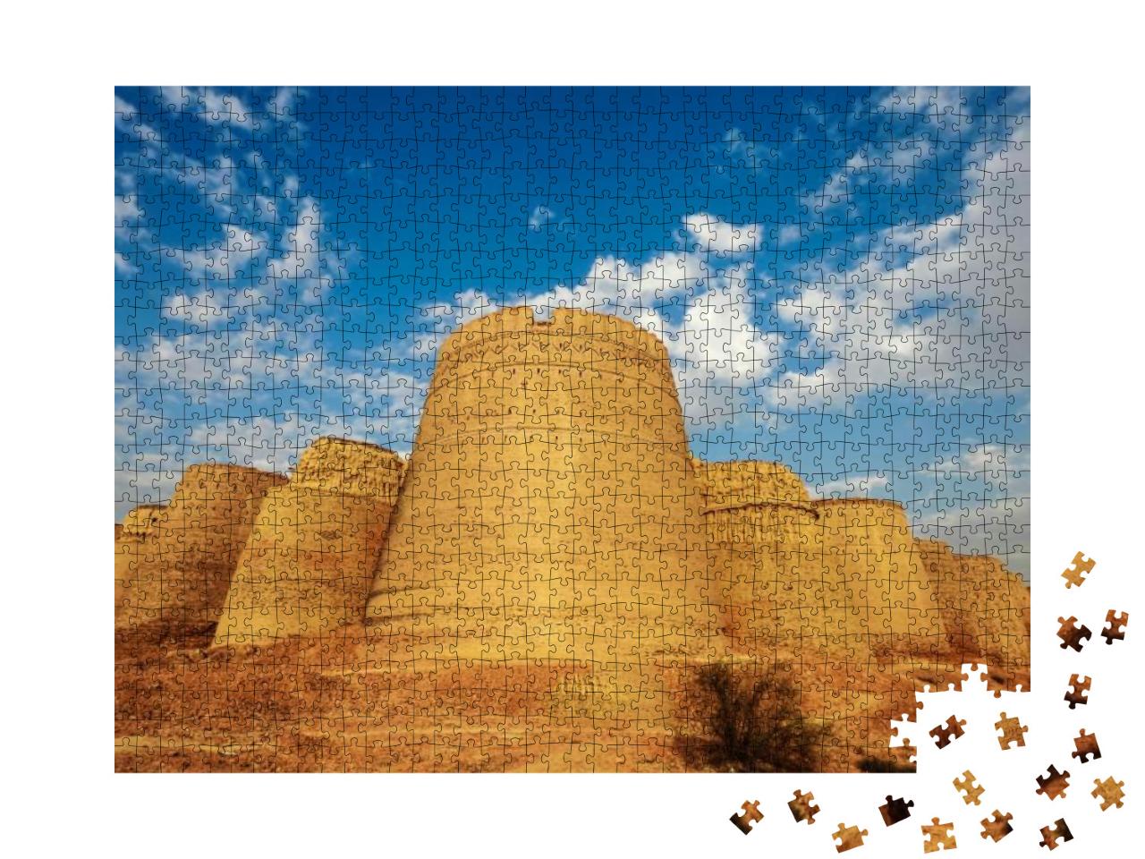 Exterior View of the Historic Derawar Fort... Jigsaw Puzzle with 1000 pieces