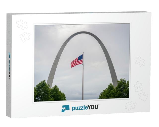 Gateway Arch National Park in St. Louis with the American... Jigsaw Puzzle
