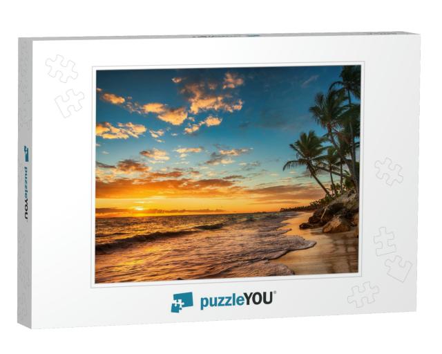 Landscape of Paradise Tropical Island Beach, Sunrise Shot... Jigsaw Puzzle