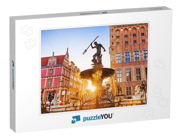 Poland, Gdansk, Famous Neptune Fountain At Sunset. Popula... Jigsaw Puzzle