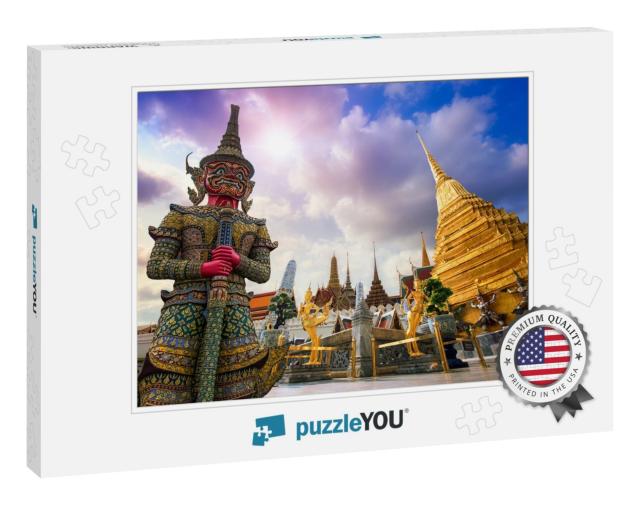 Wat Phra Kaew, Temple of the Emerald Buddha Wat Phra Kaew... Jigsaw Puzzle