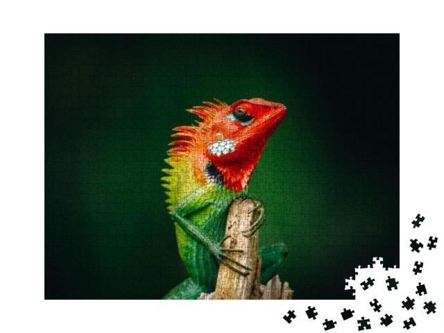 Common Green Forest Lizard Chilling in the Wooden Pole, I... Jigsaw Puzzle with 1000 pieces
