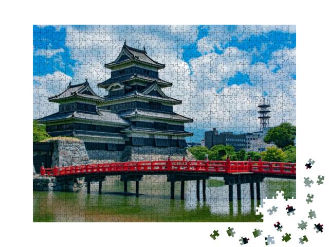 Matsumoto Castle in Nagano, Japan... Jigsaw Puzzle with 1000 pieces