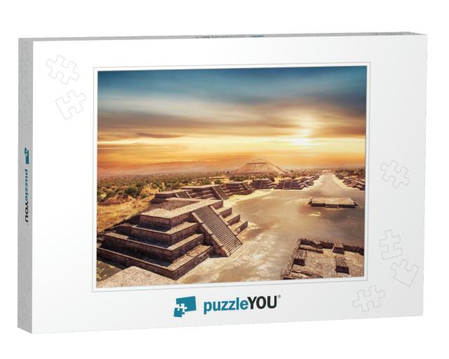 Teotihuacan, Avenue of the Dead & the Pyramid of the Sun... Jigsaw Puzzle