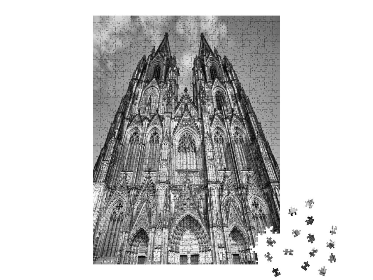 Front of Cologne Cathedral, Germany... Jigsaw Puzzle with 1000 pieces