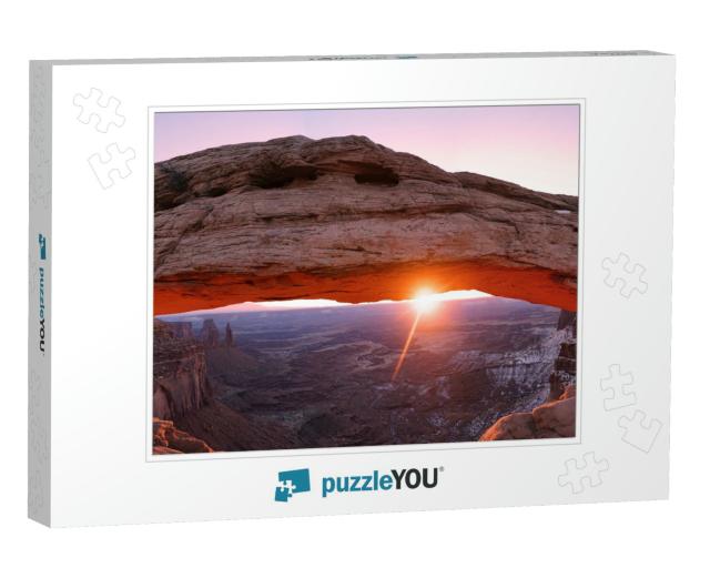 Sunrise At Mesa Arch of Canyonlands National Park, Utah U... Jigsaw Puzzle