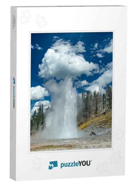 Grand Geyser Begins to Erupt At Yellowstone National Park... Jigsaw Puzzle
