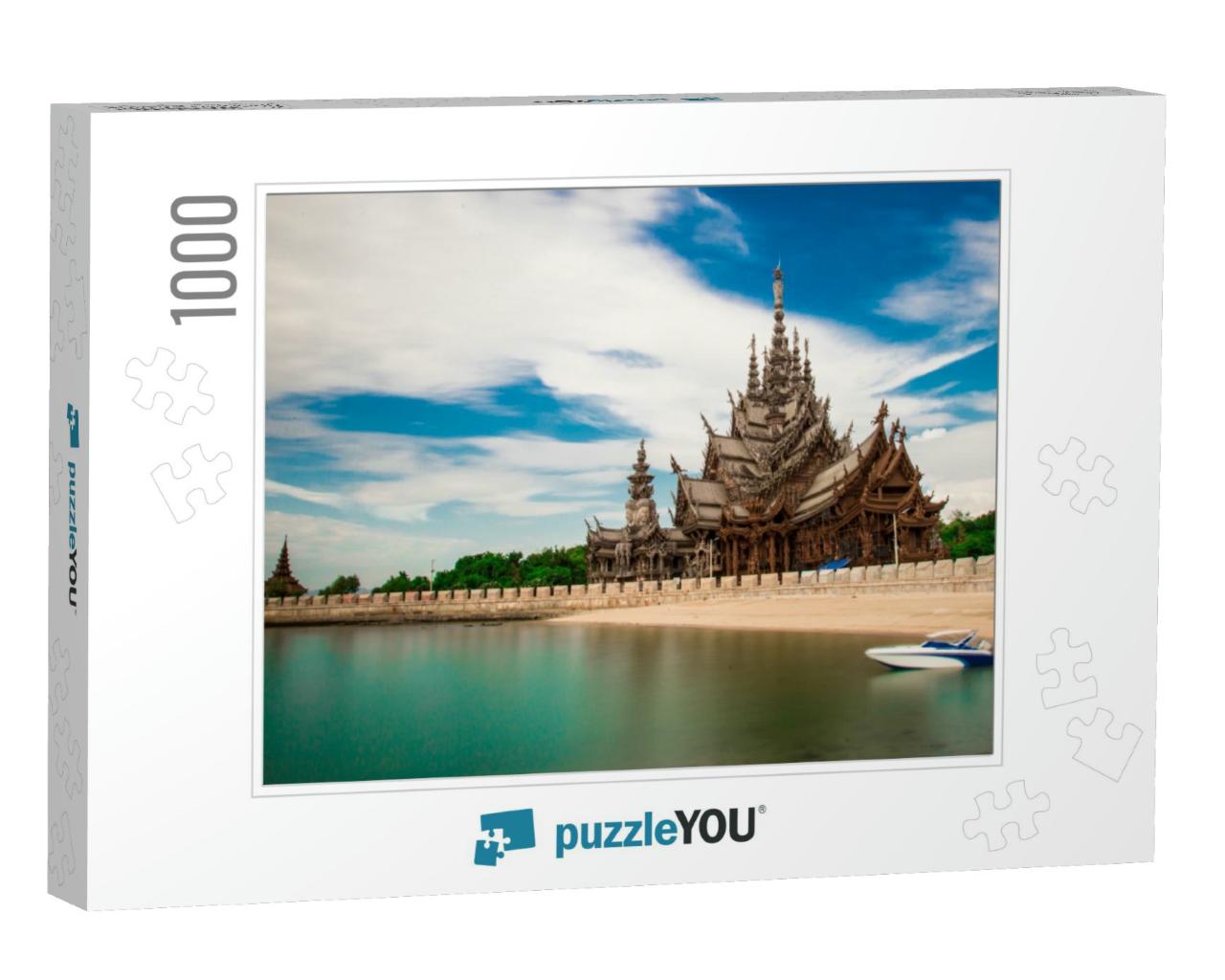 Sanctuary of Truth Views in Pattaya Thailand... Jigsaw Puzzle with 1000 pieces